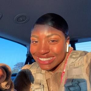 Meet your Posher, Samantha